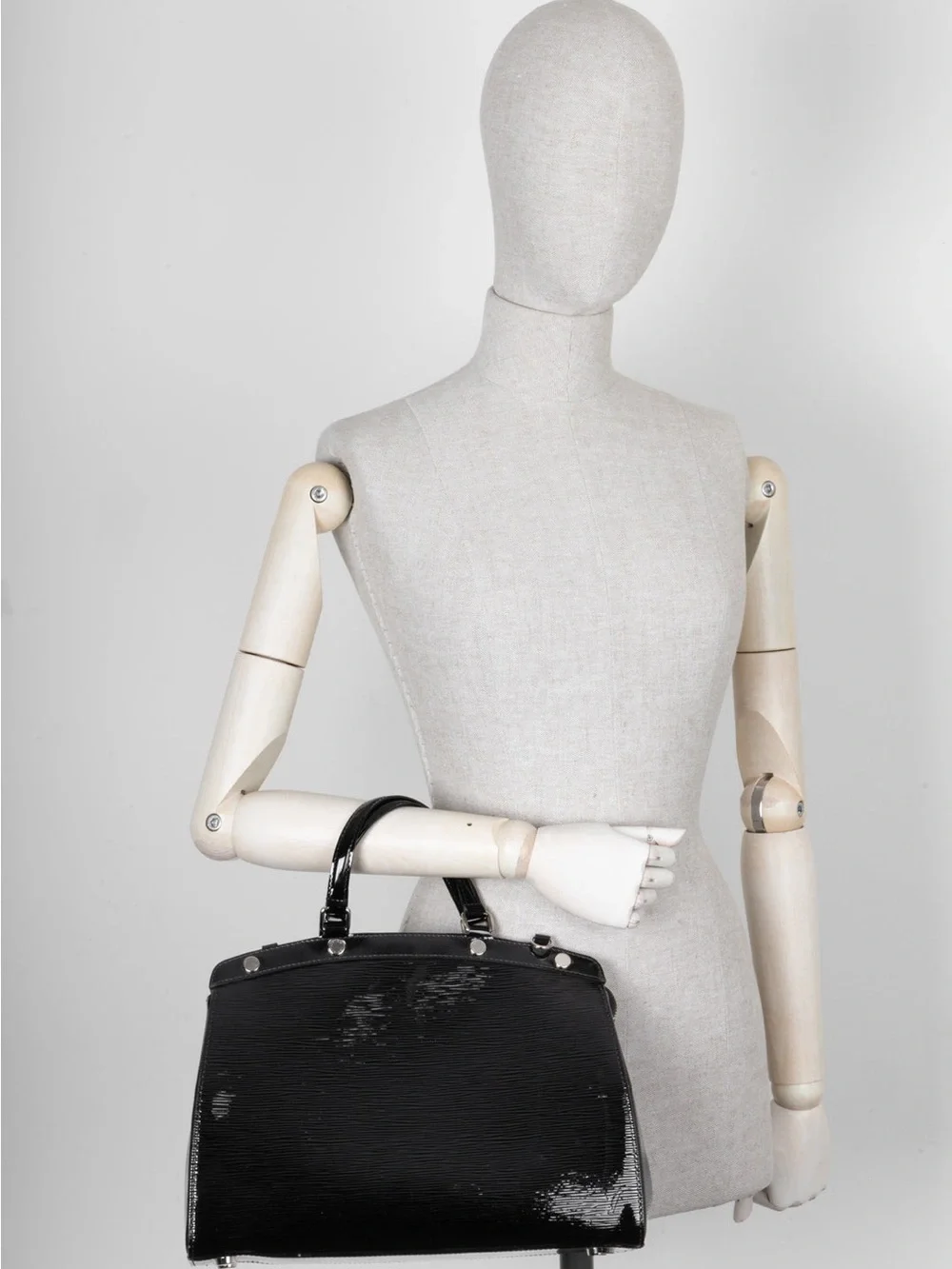 LOUIS VUITTON Black Structured Leather Top-Handle Bag with Detachable Strap